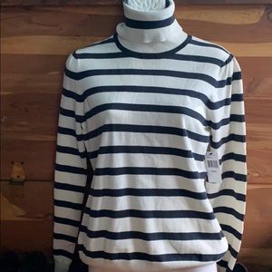 Nautica women’s turtleneck sweater
